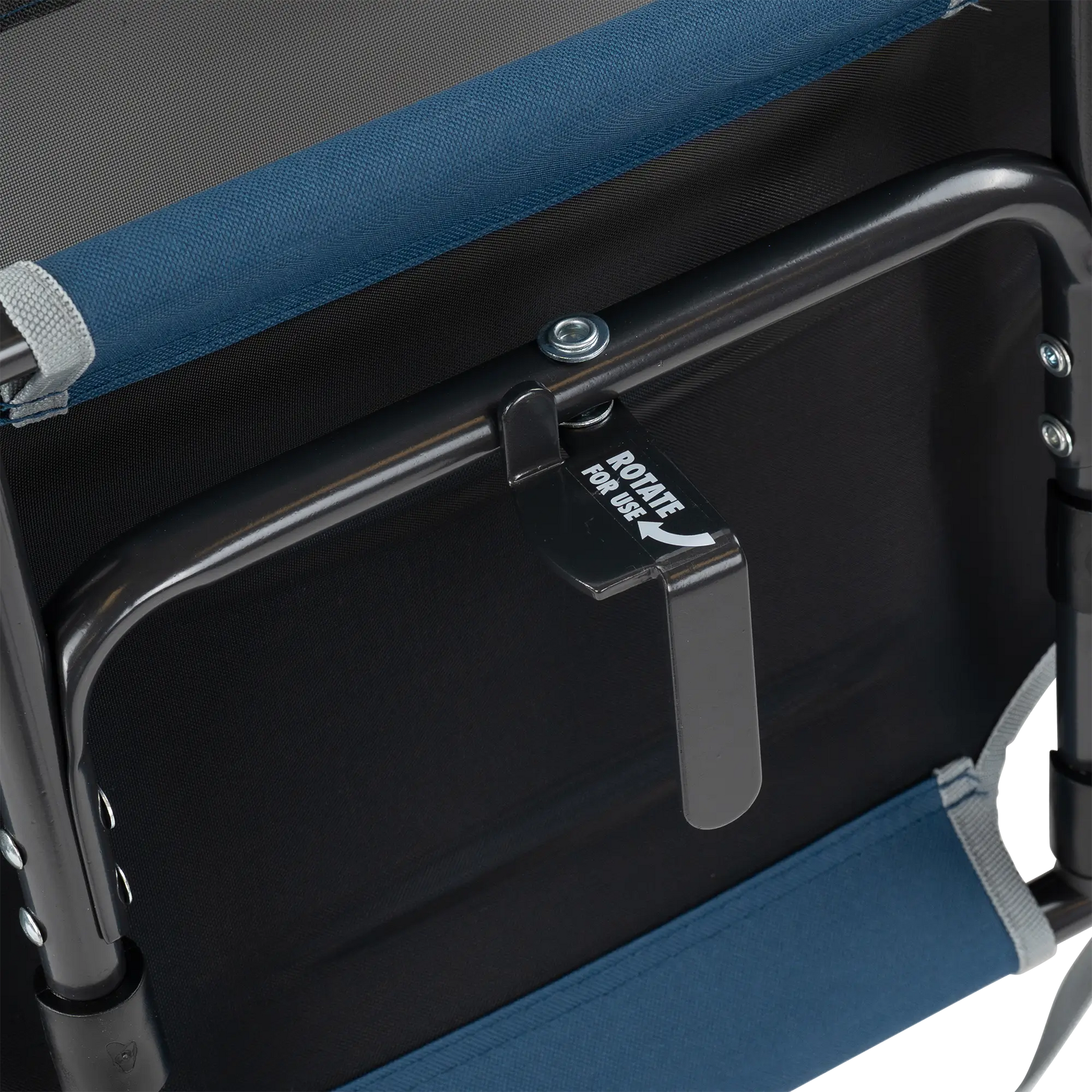 Big Comfort Stadium Chair™ with Armrests - Travel Edit