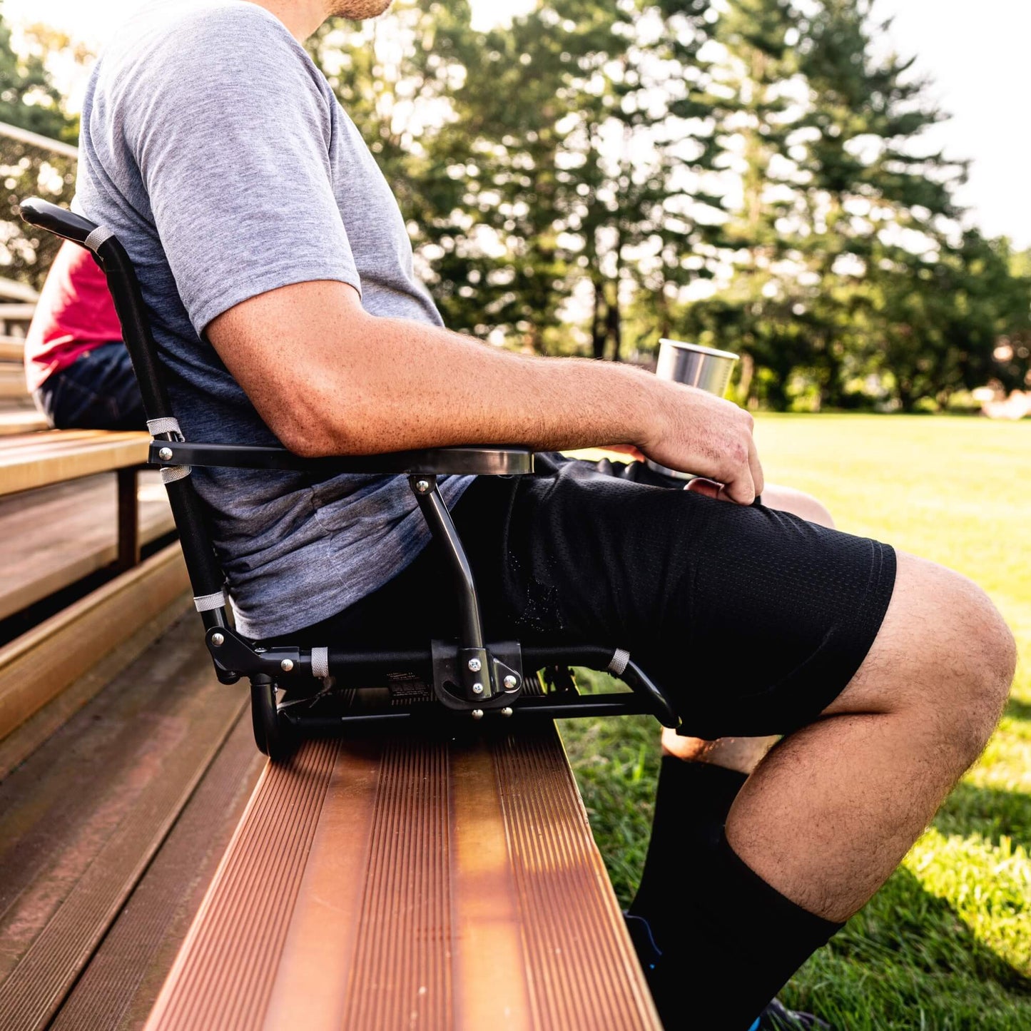 Big Comfort Stadium Chair™ with Armrests - Travel Edit